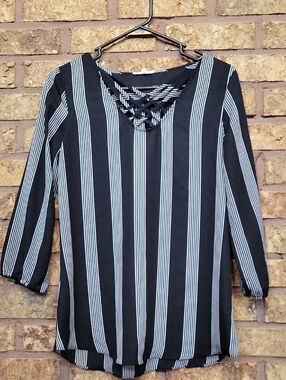 Maurices Black and White Vertical Stripe 3/4 Length Sleeve Blouse Size XS